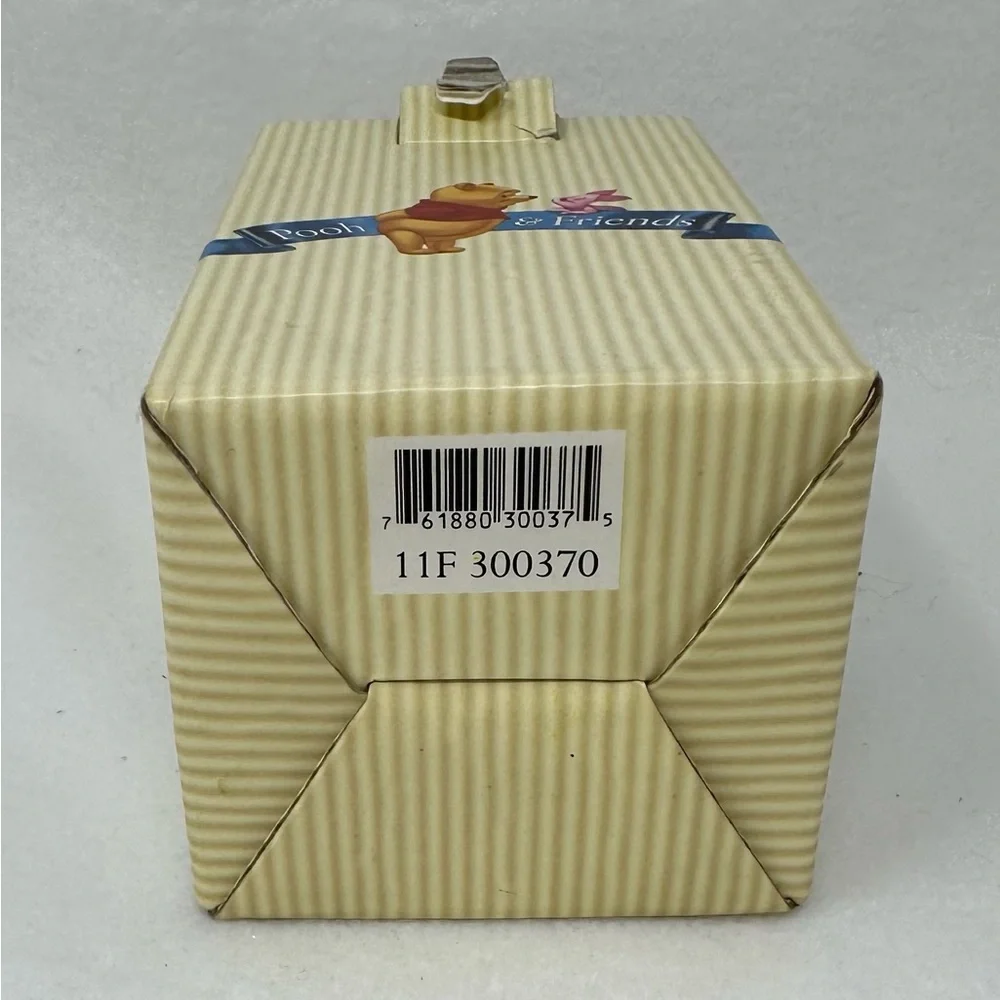 Disney Pooh & Friends Birthday Figurine